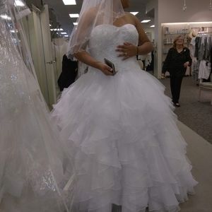 Oleg cassini wedding ball gown